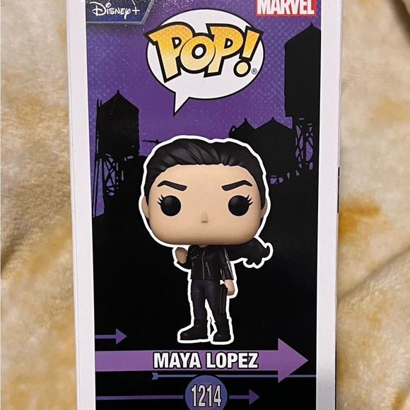 Funko Pop! Marvel Studios Hawkeye - Maya Lopez #1214 - Picture 2 of 3